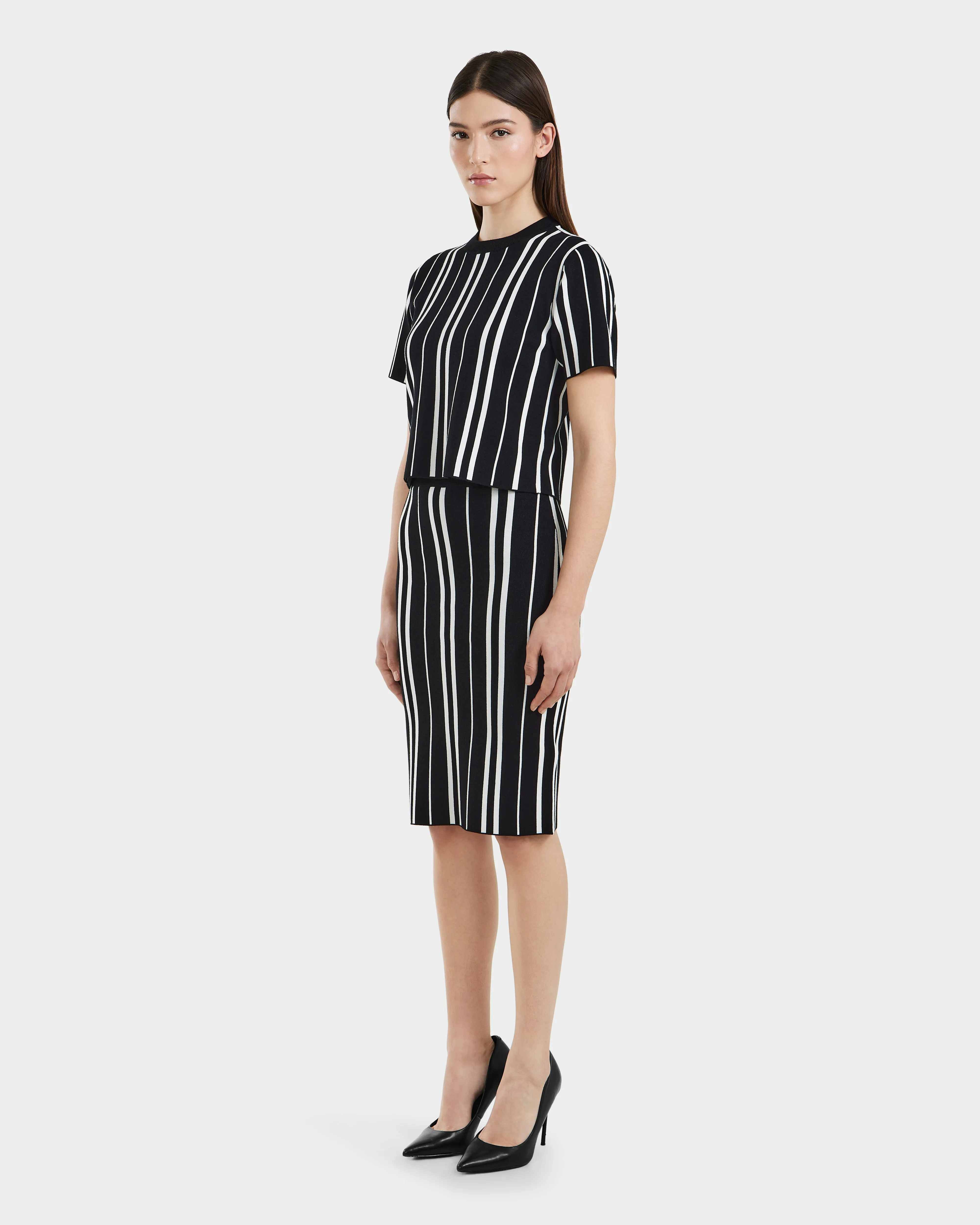 ANGELA - 8525006 Black
