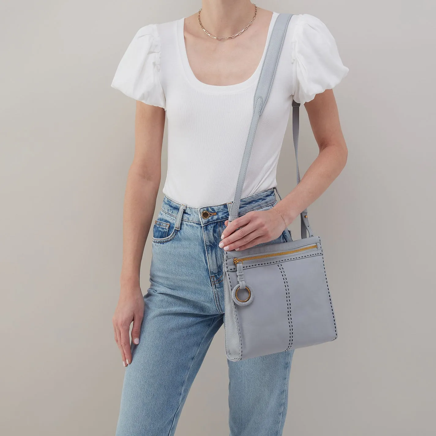 Austin Medium Crossbody In Pebbled Leather - Blue Pearl