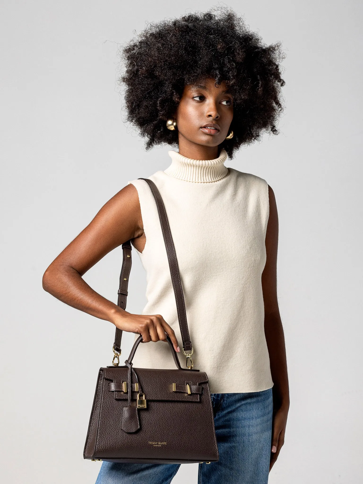 Ava  11 - Brown