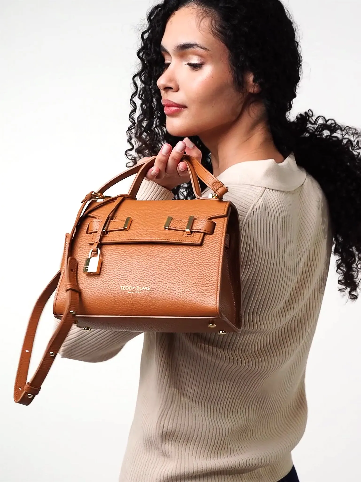 Ava  9 - Camel Brown