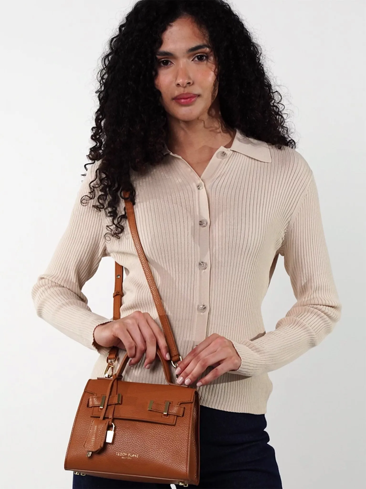 Ava  9 - Camel Brown