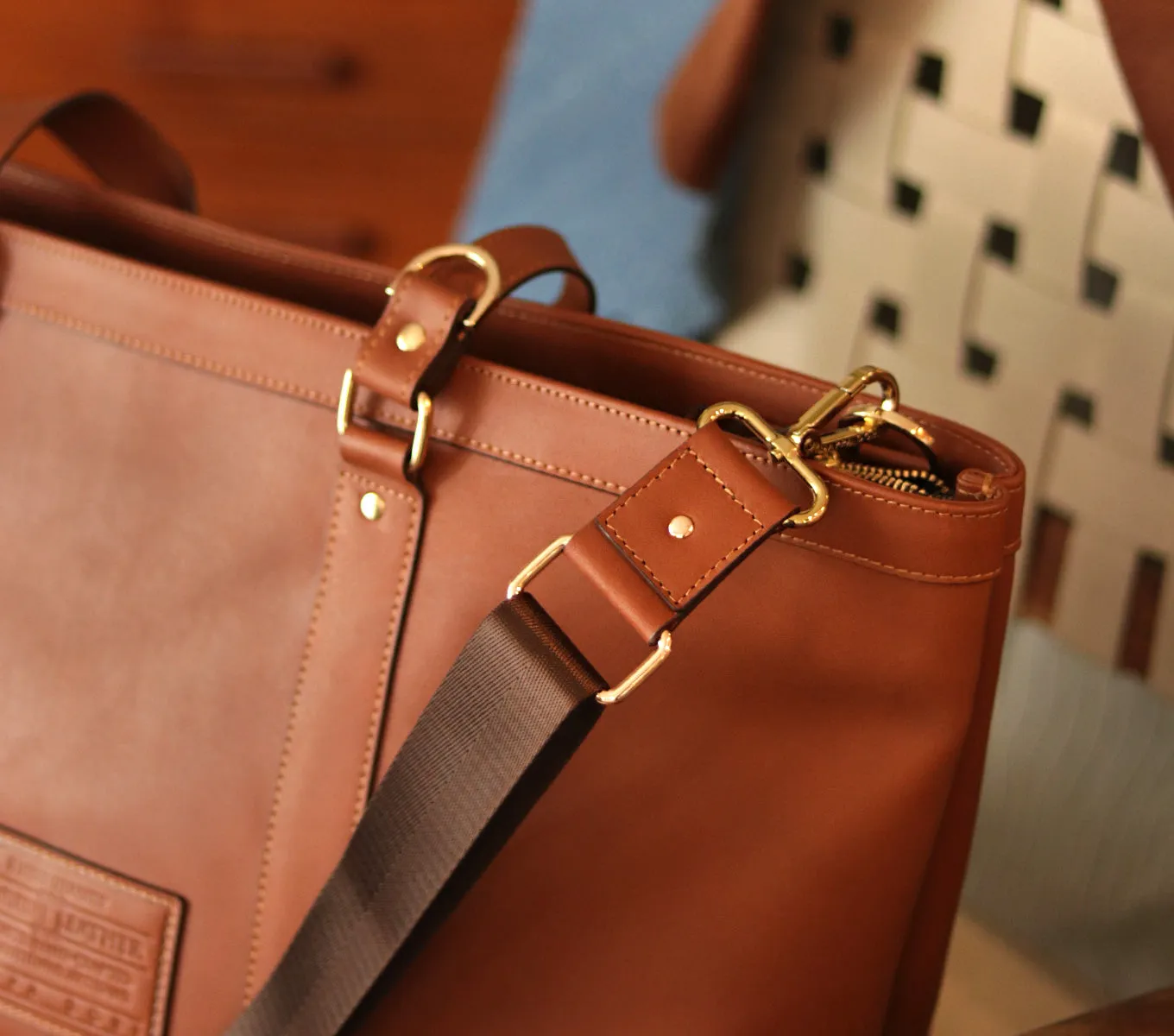 CASSIDY TOTE