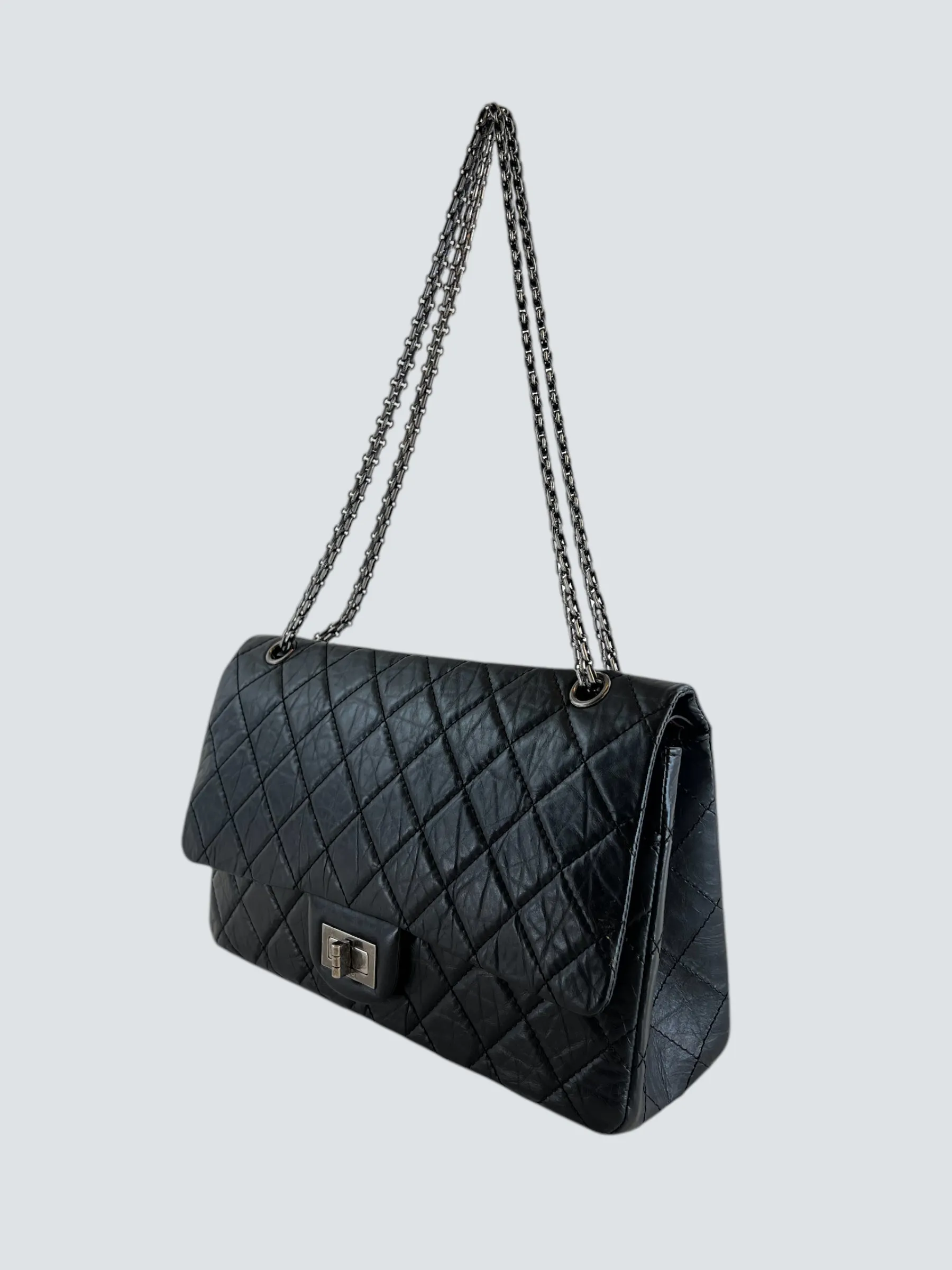 Chanel Black Calfskin Leather Medium Re-issue 2.55