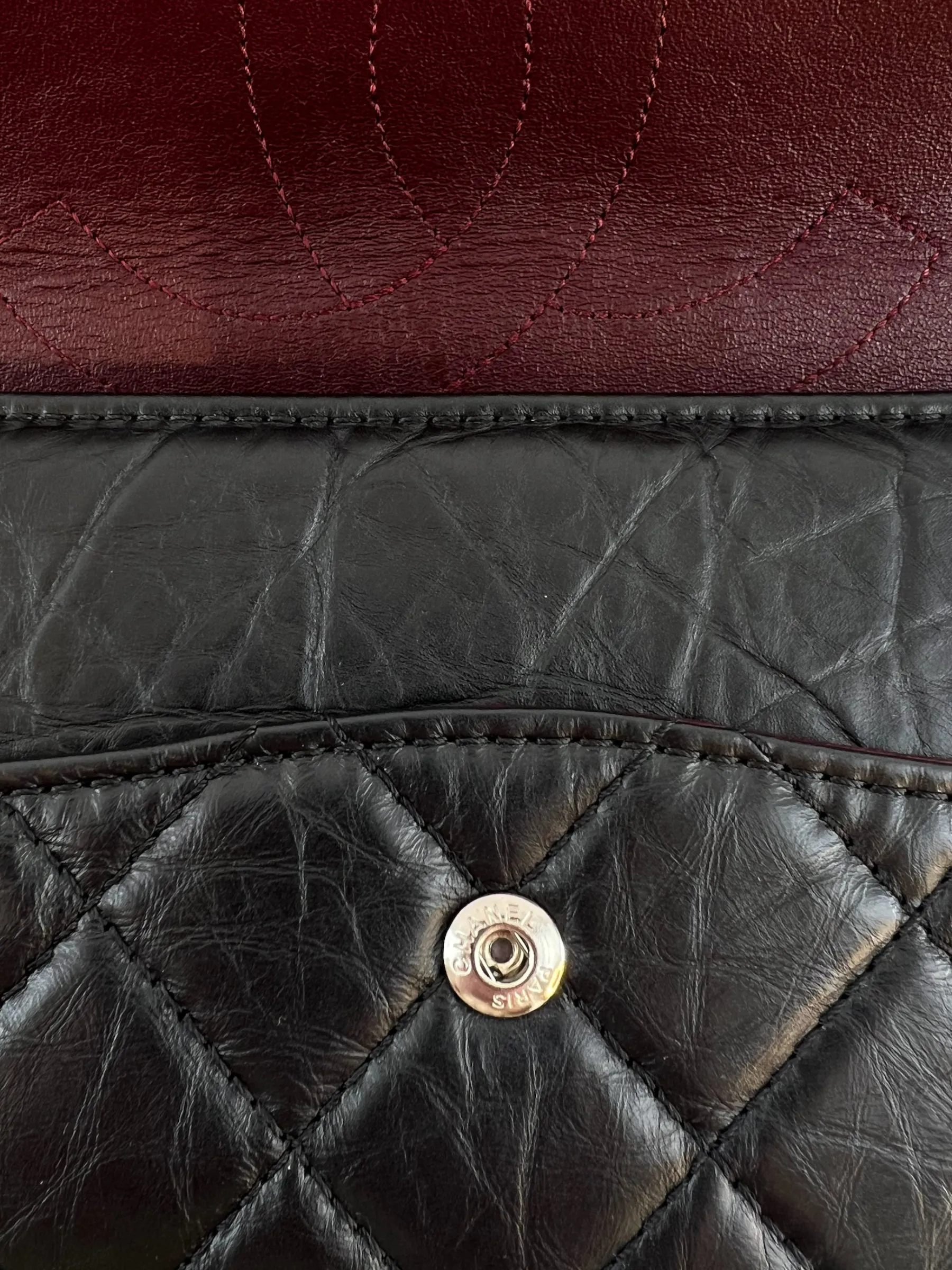 Chanel Black Calfskin Leather Medium Re-issue 2.55