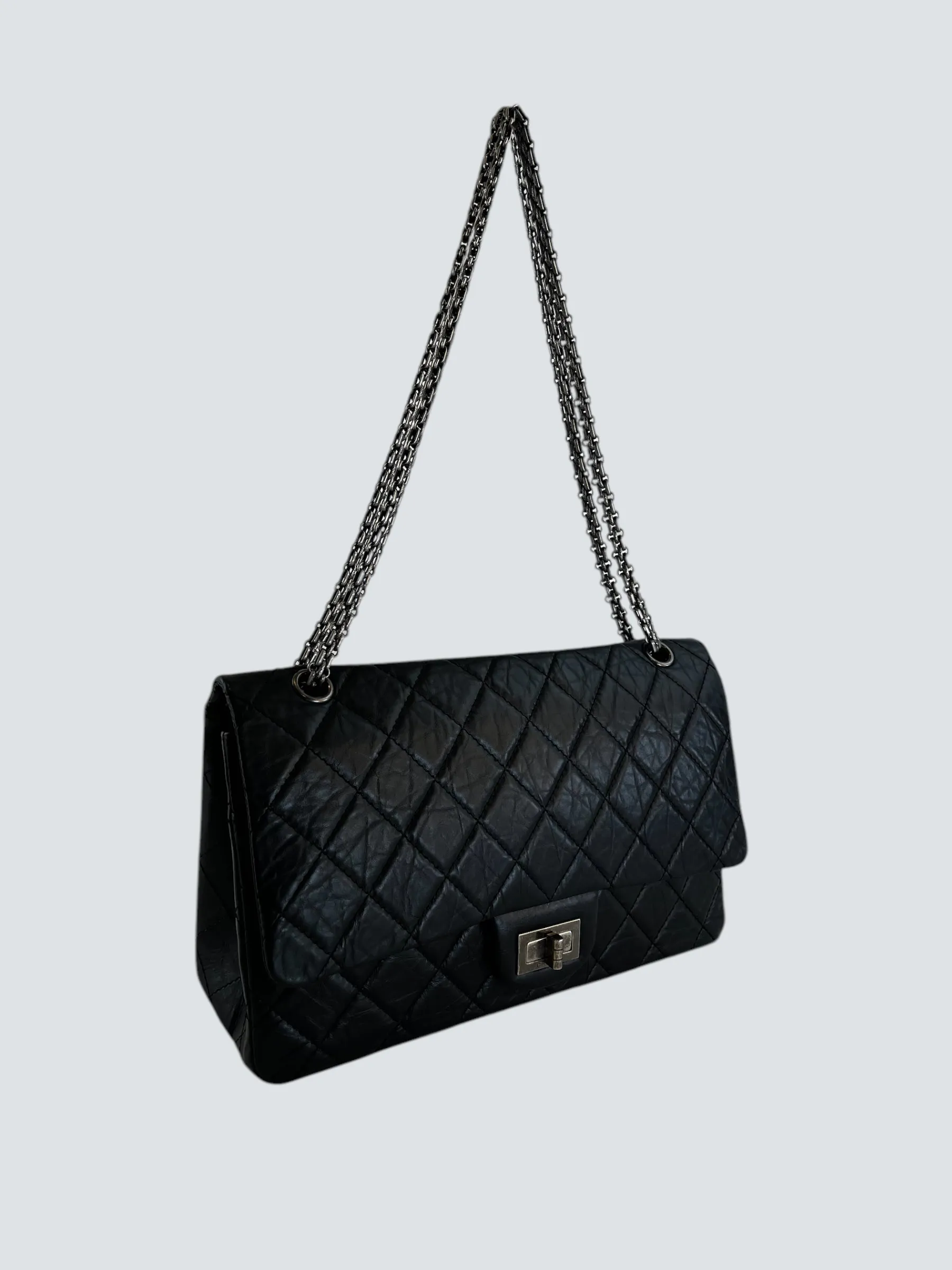 Chanel Black Calfskin Leather Medium Re-issue 2.55