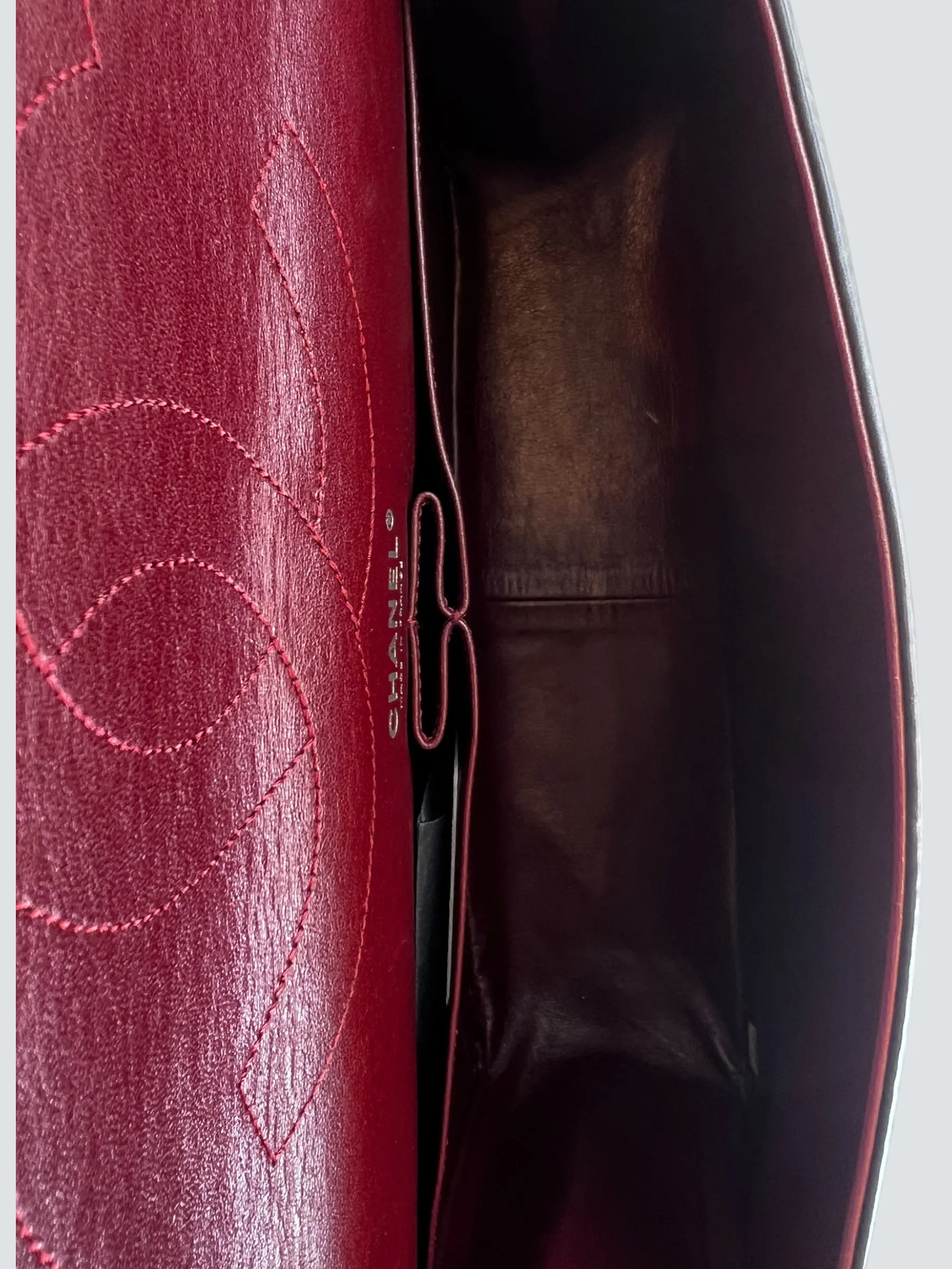 Chanel Black Calfskin Leather Medium Re-issue 2.55