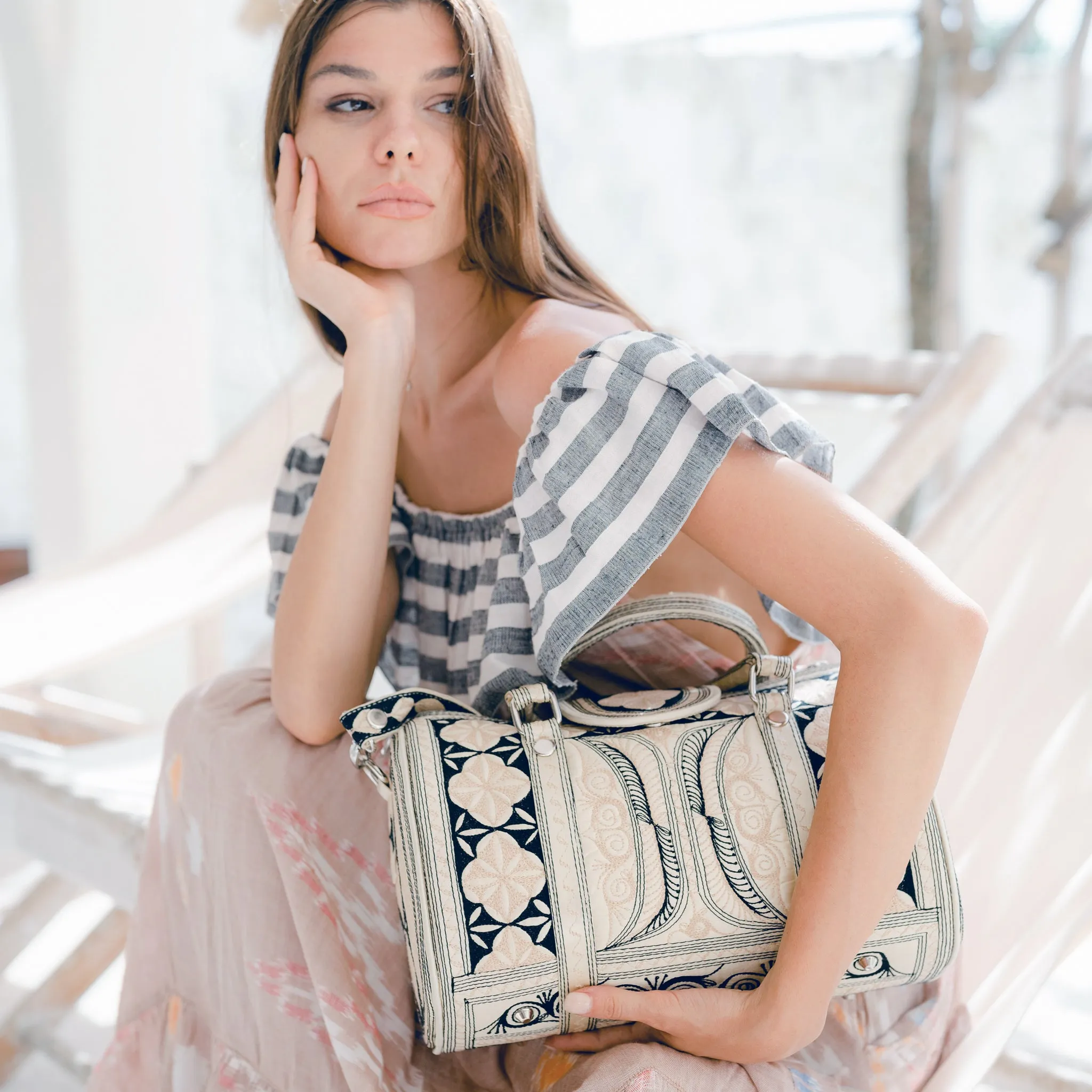 Damar Barrel Bag