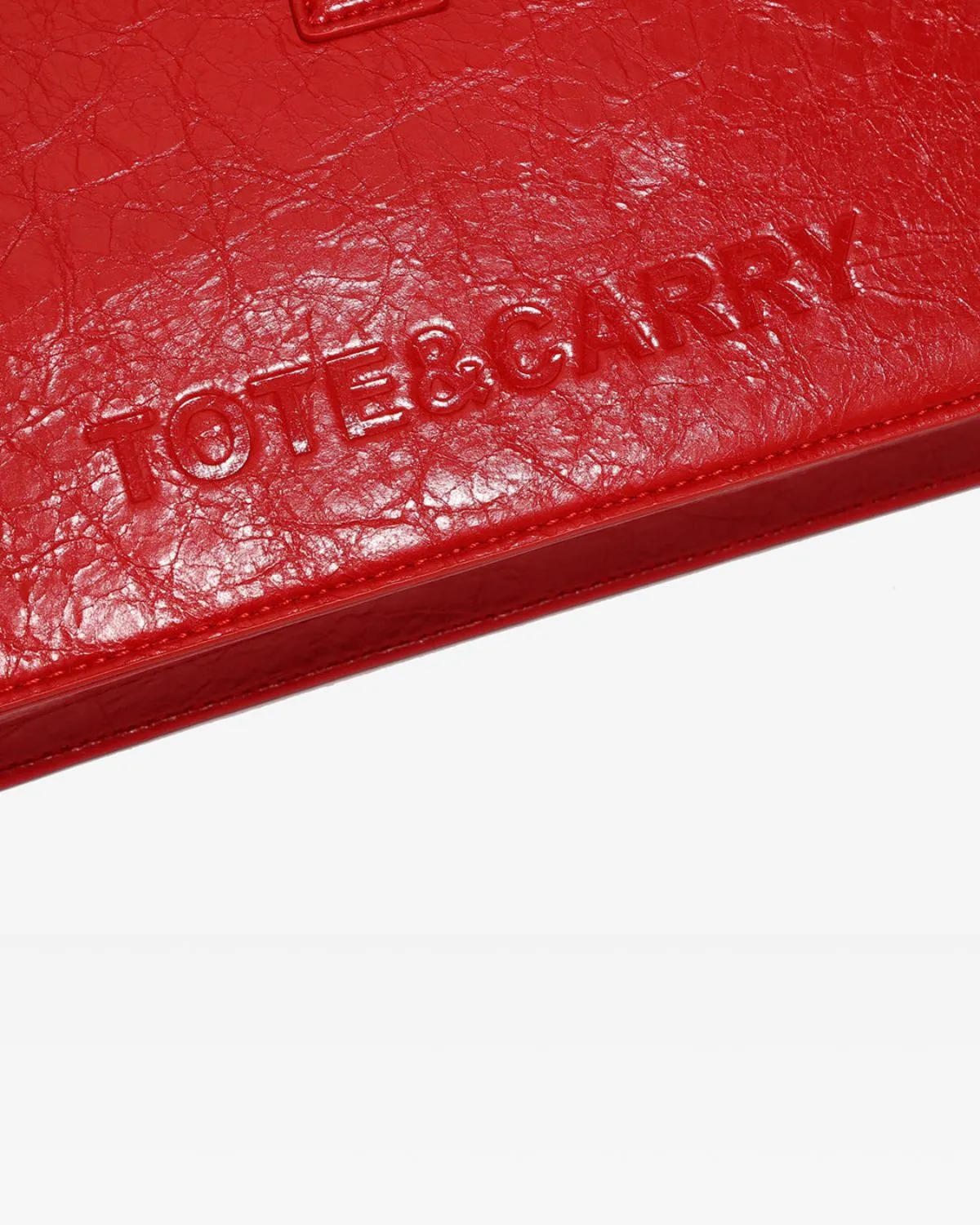 Elise Shoulder Bag in Red