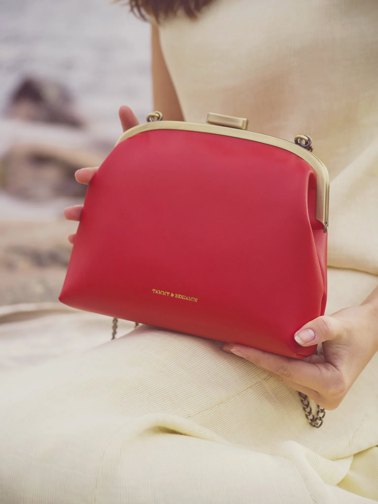 EMMA | Tango red