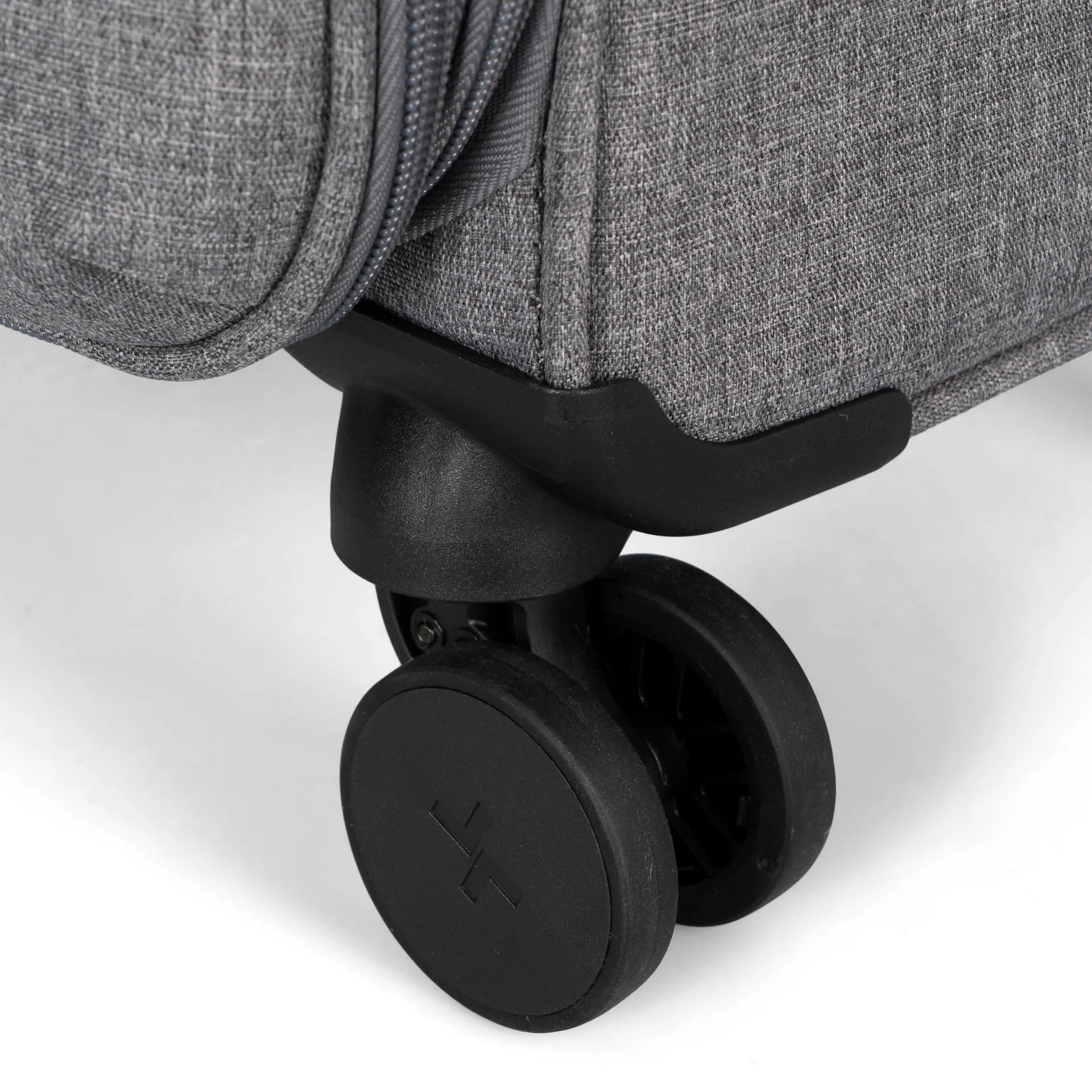 Expedition Softside 26 Luggage
