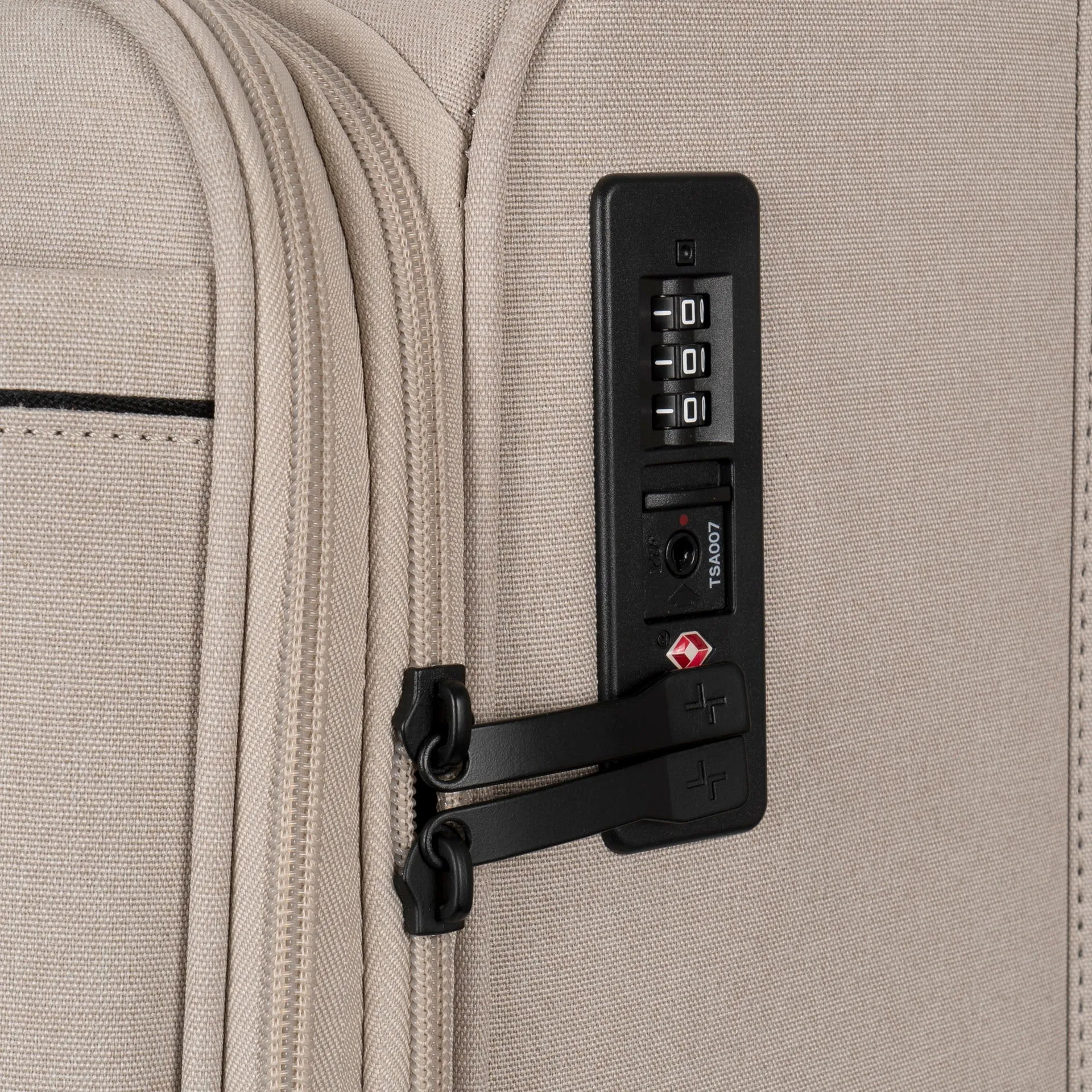 Expedition Softside 31 Luggage
