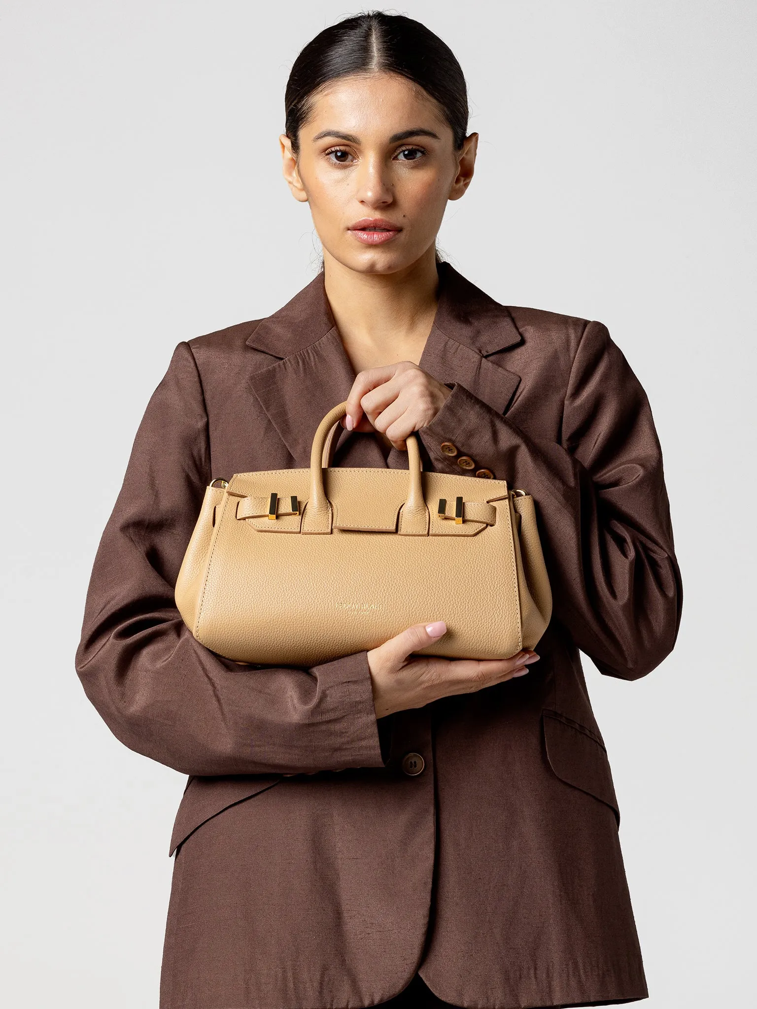 Gigi Low Dollarino  11 - Light Beige