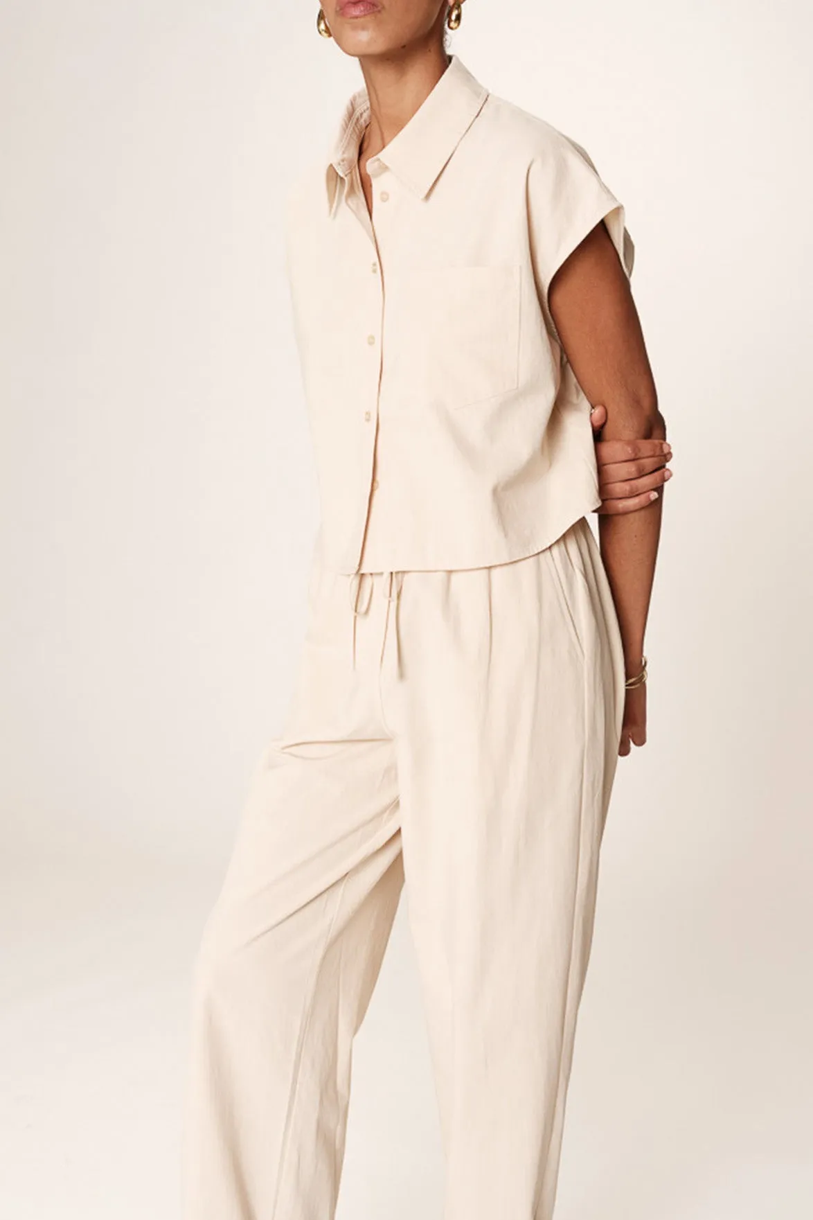 Grace & Mila Rise Beige Shirt