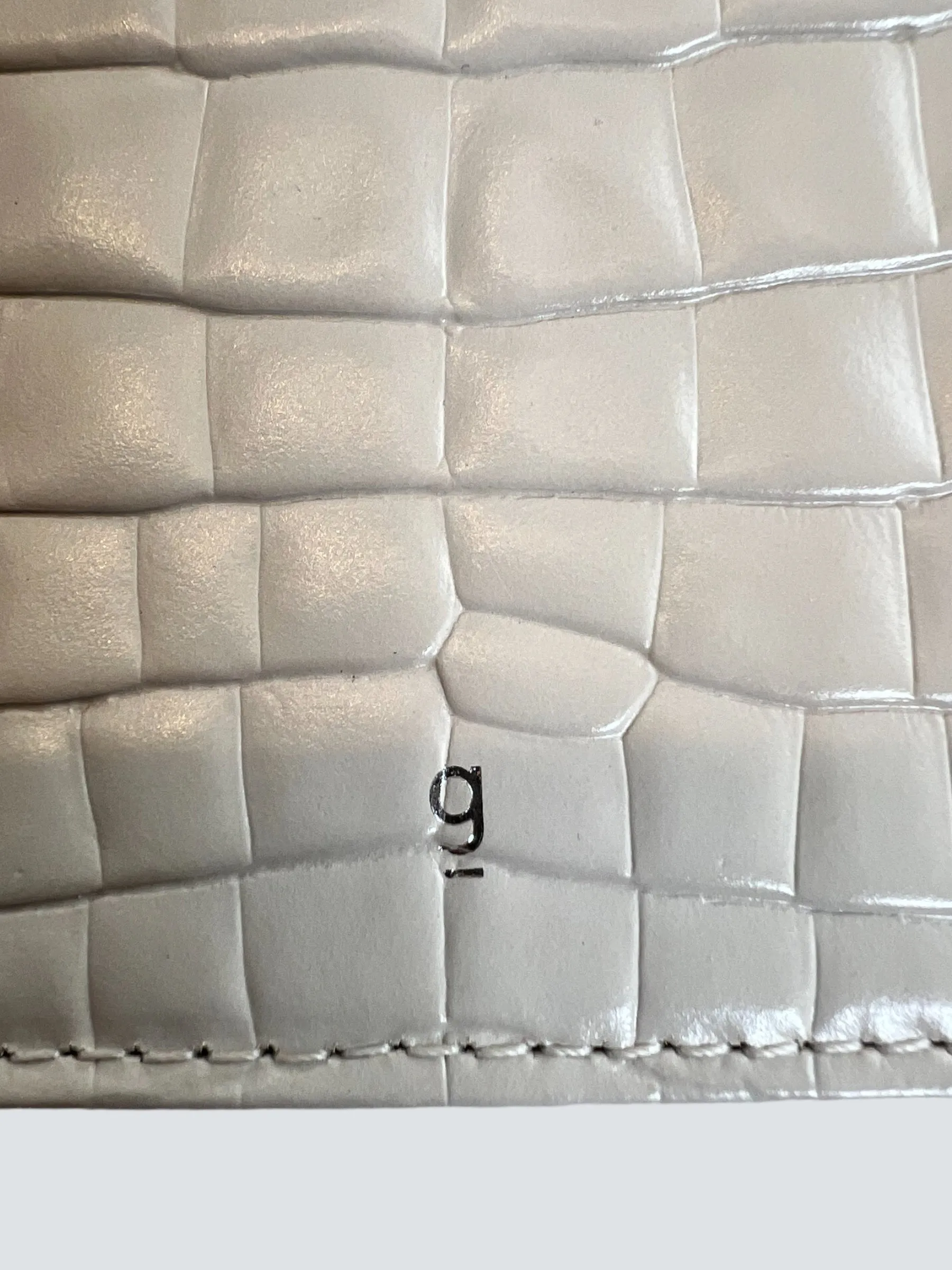 gu_de Edie Ivory Croc Effect Leather Handbag