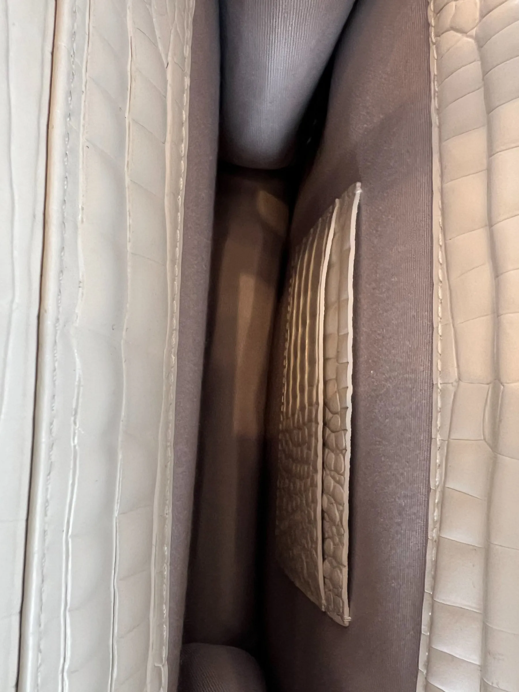 gu_de Edie Ivory Croc Effect Leather Handbag