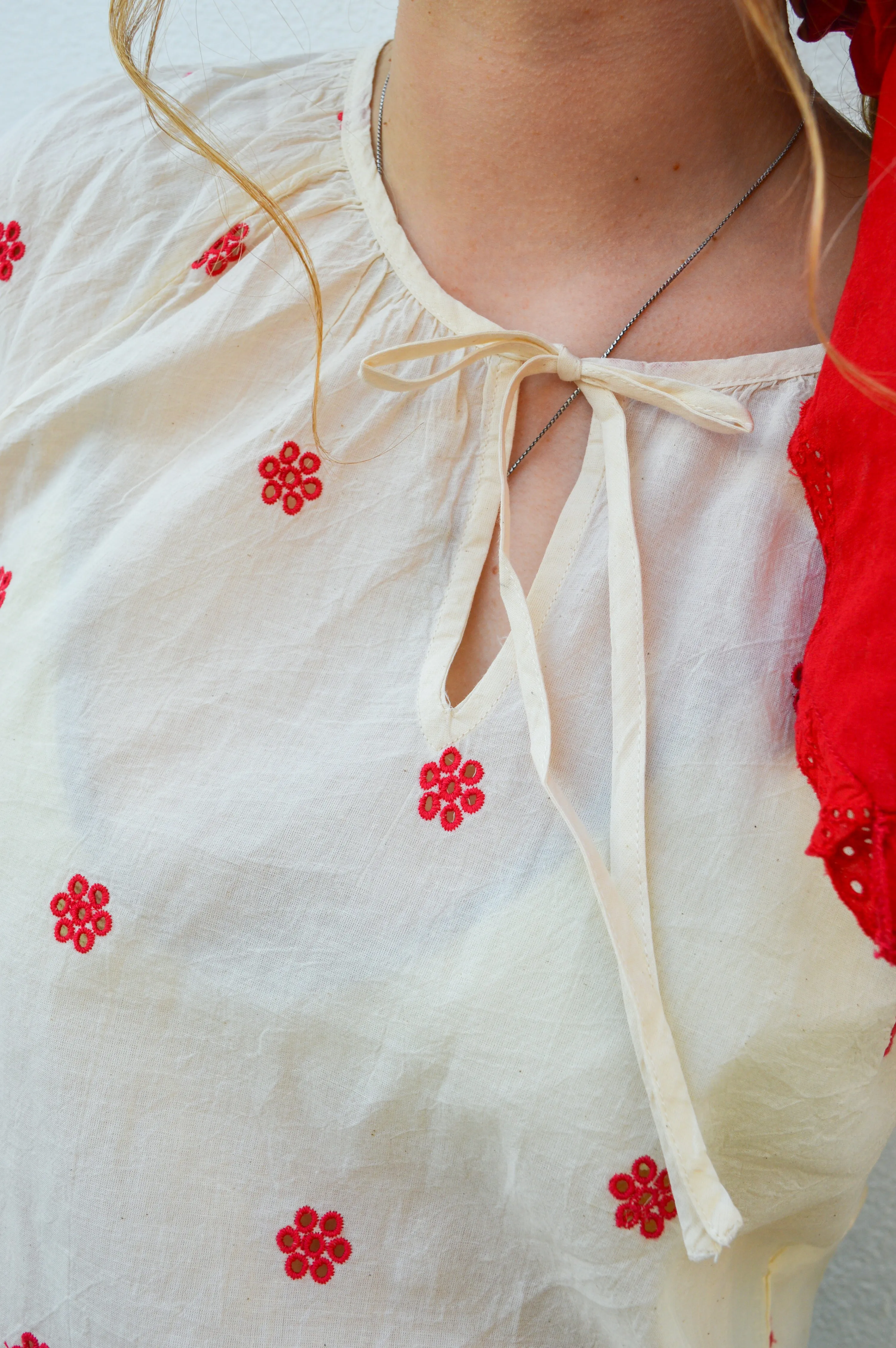 ICHI Vinna Almond Milk Embroidered blouse