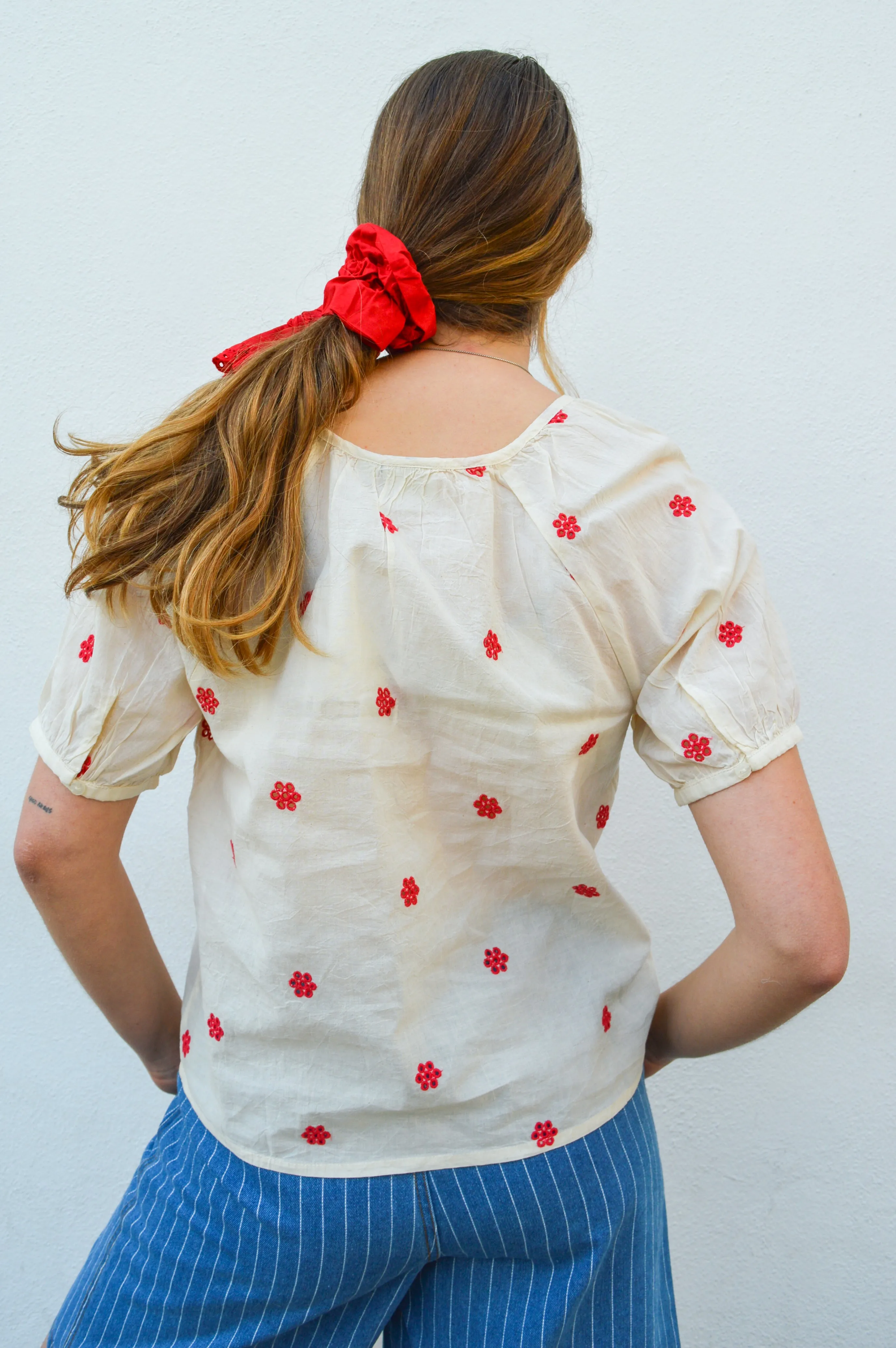 ICHI Vinna Almond Milk Embroidered blouse