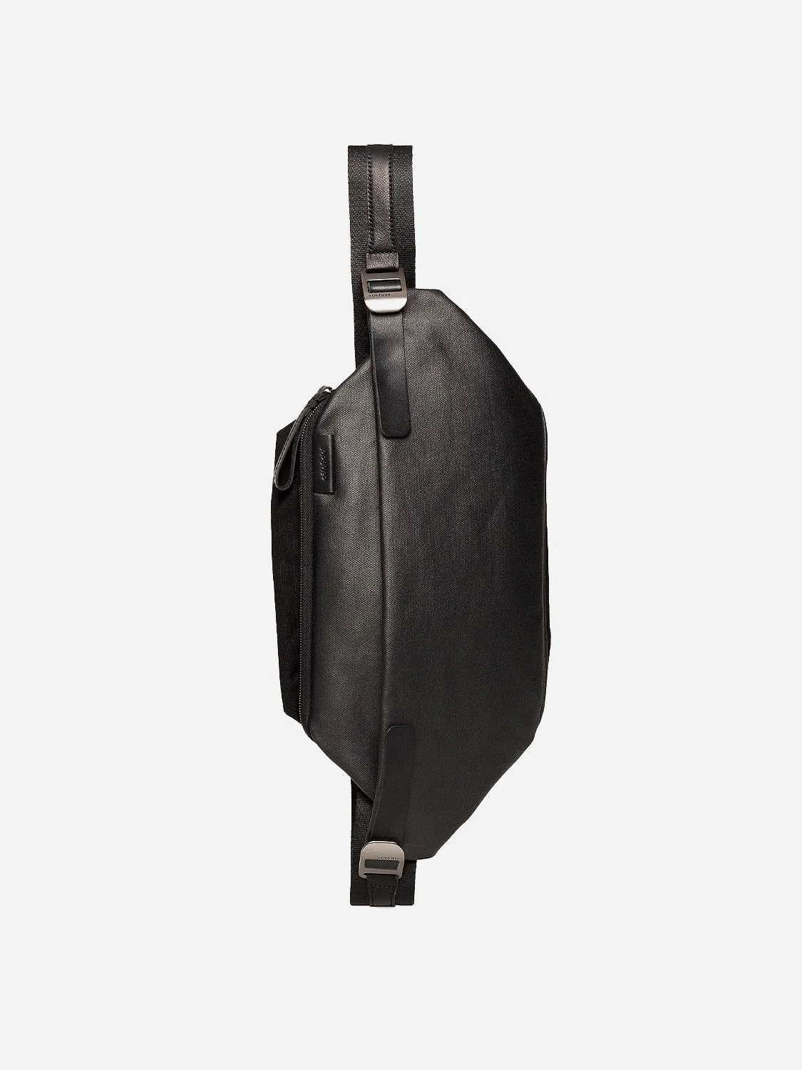 Isarau M Coated Canvas Black