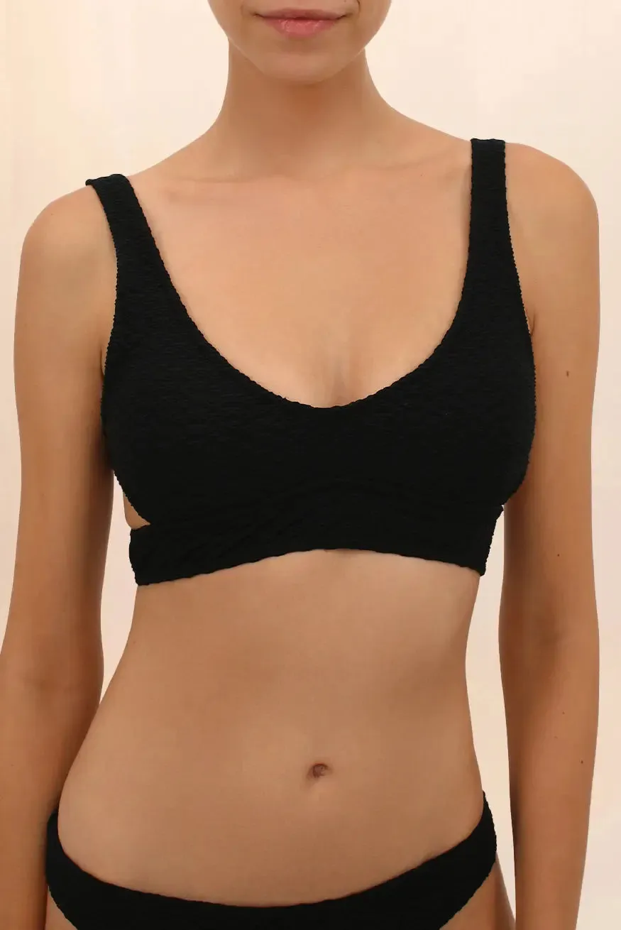 LANAI CUT-OUT TOP