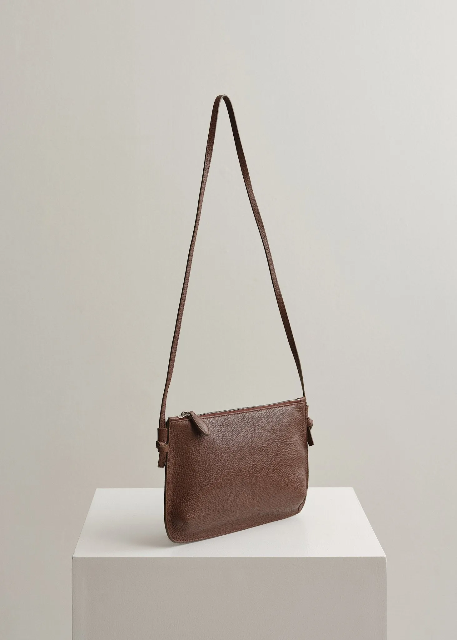 LARGE PURSE - CHOCOLATE RIO