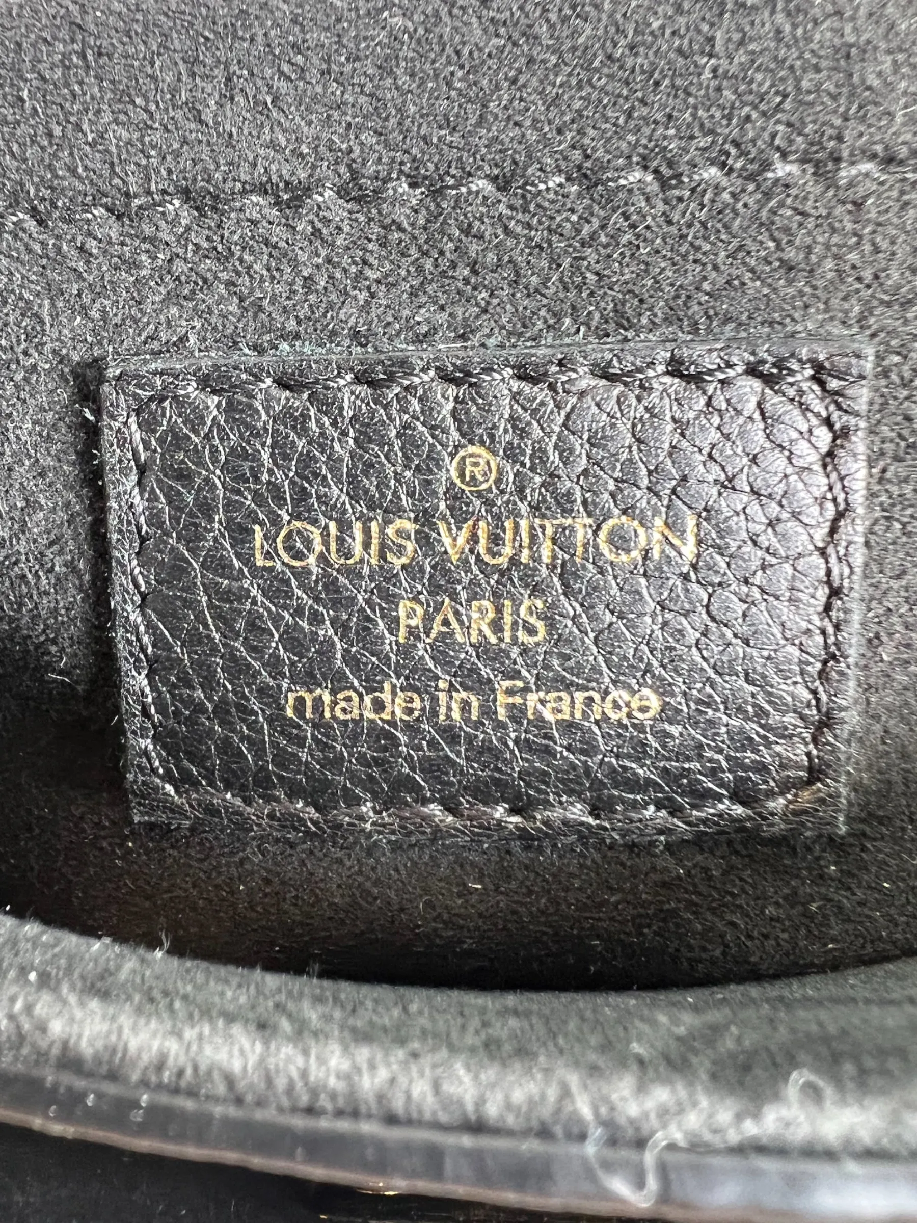 Louis Vuitton Black & Cream Empriente Leather Lockme Tender Crossbody