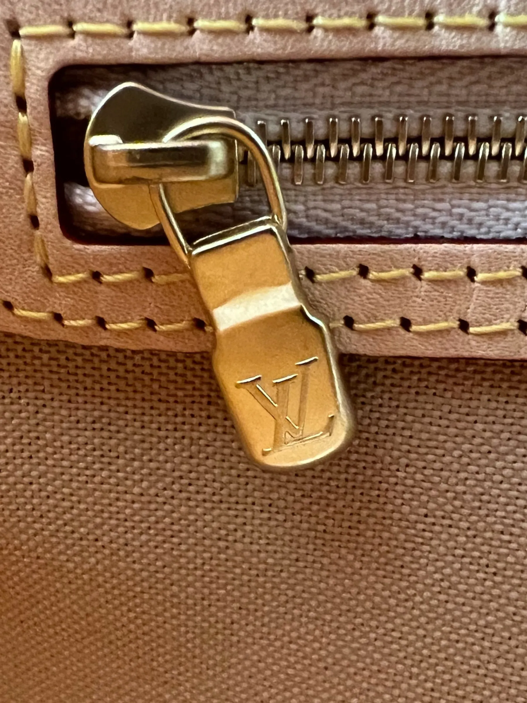 Louis Vuitton Damier Azur Canvas Speedy 25 Bandouliere