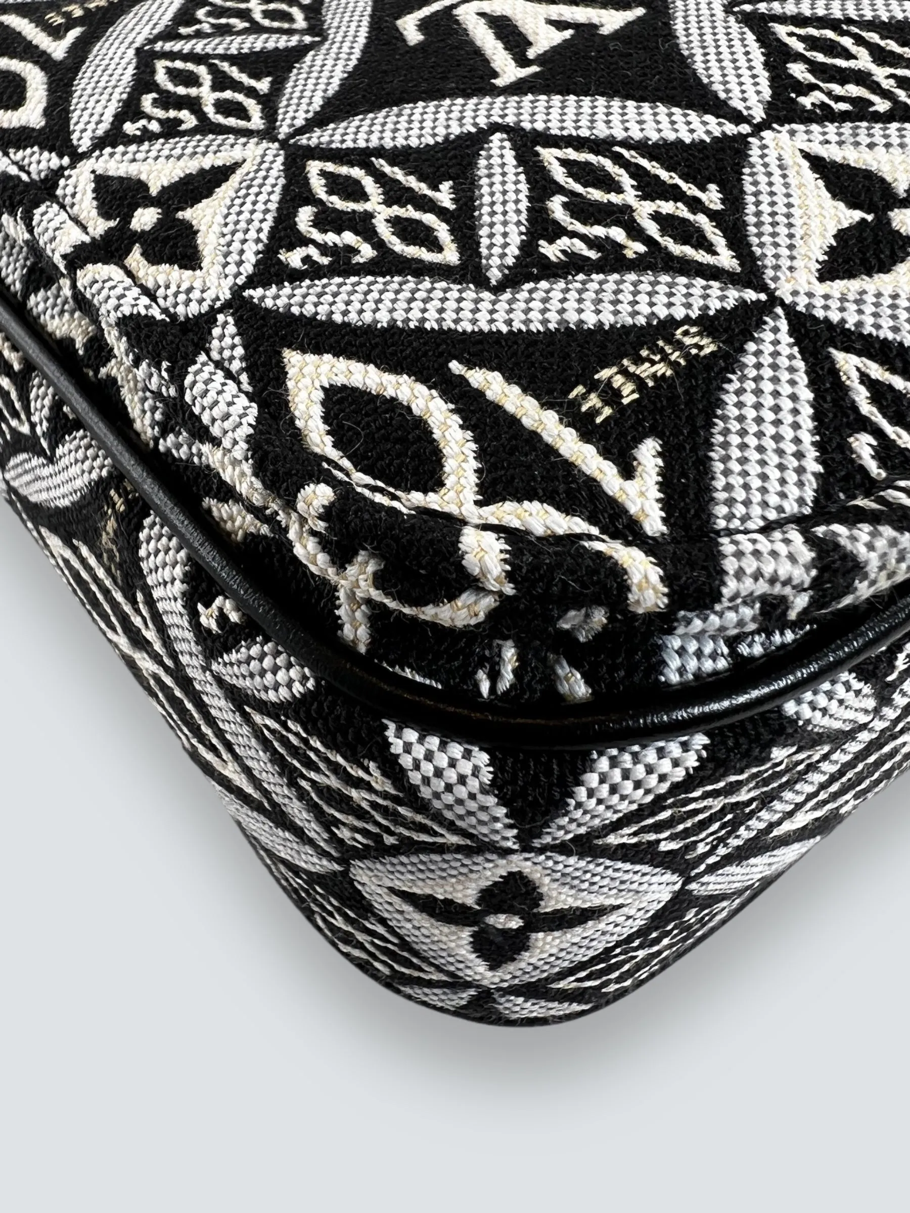Louis Vuitton Limited Edition Monochrome Canvas 1854 Pochette Metis