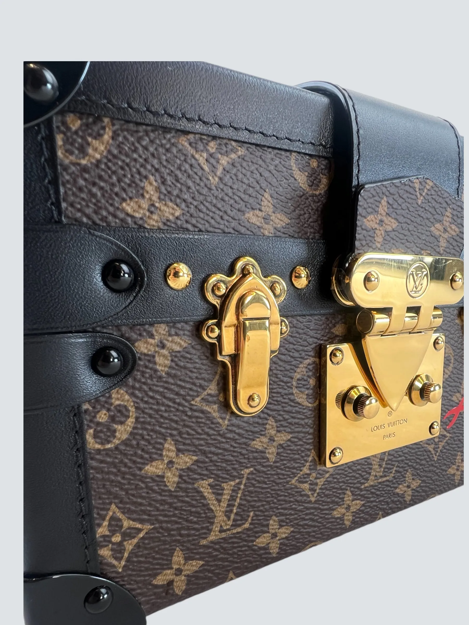 Louis Vuitton Monogram Canvas Monogram Sac Petite Malle