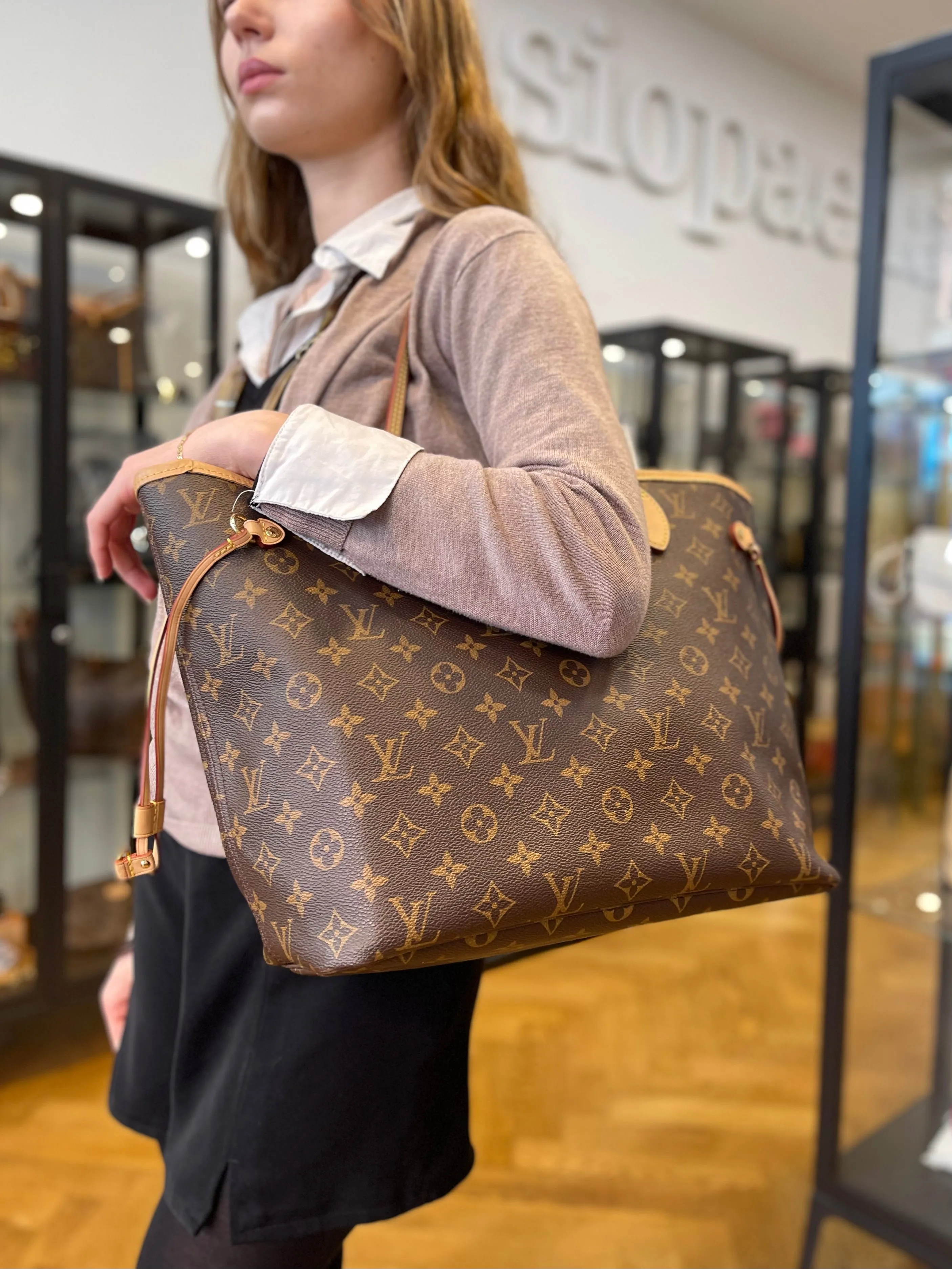 Louis Vuitton Monogram Canvas Nerverfull MM