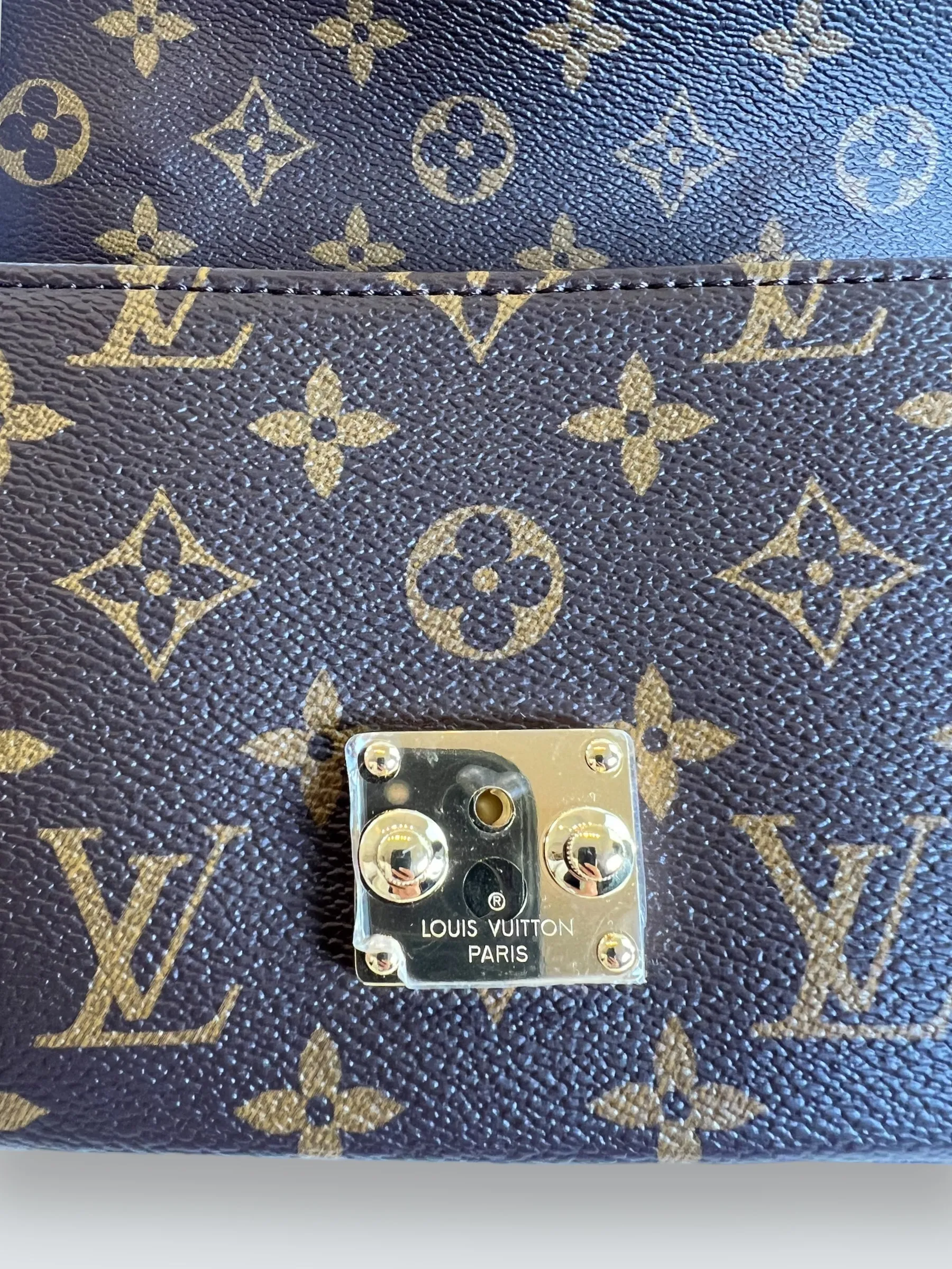 Louis Vuitton Monogram Canvas Pochette Métis East West