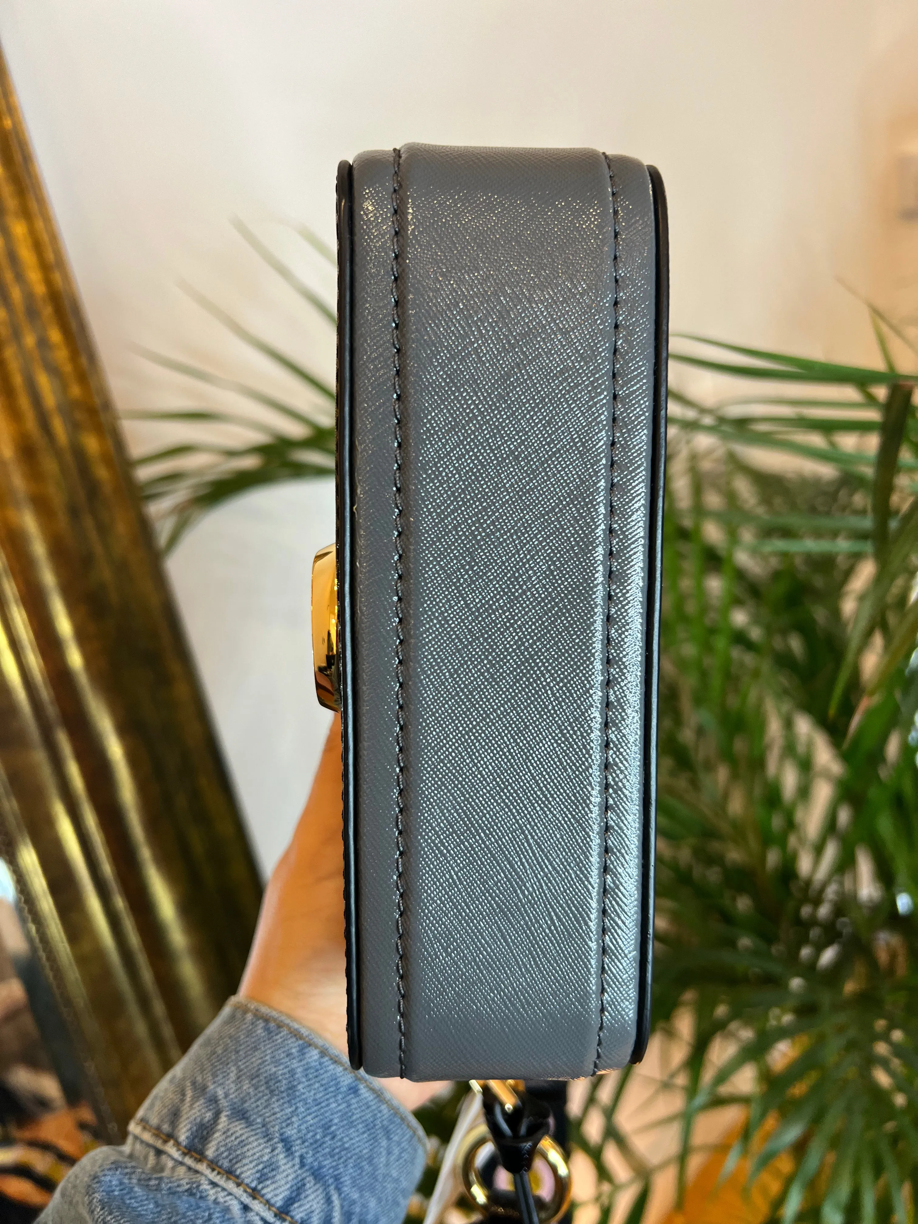 Marc Jacobs Black & Grey Leather Snapshot