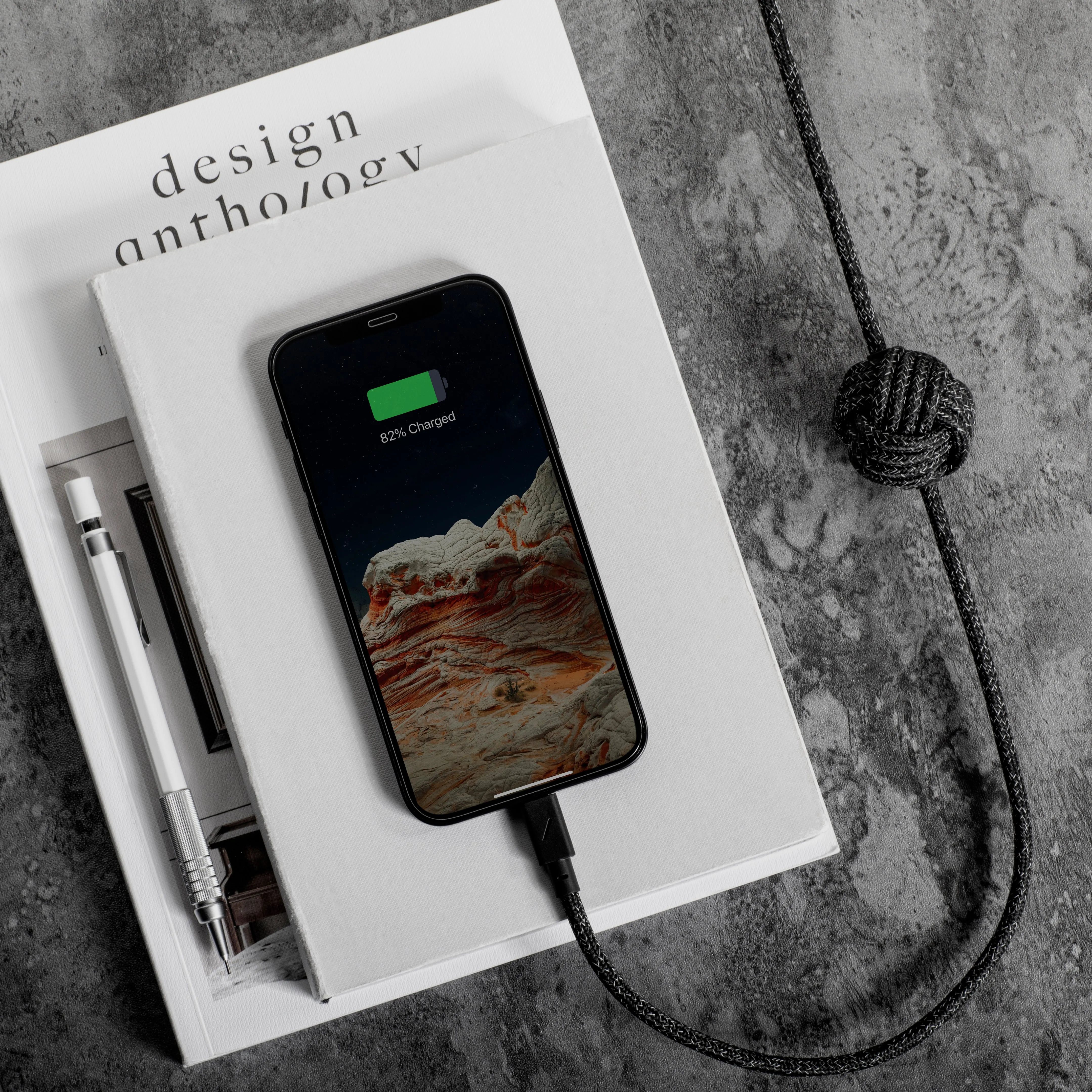 Night Cable (USB-C to Lightning)