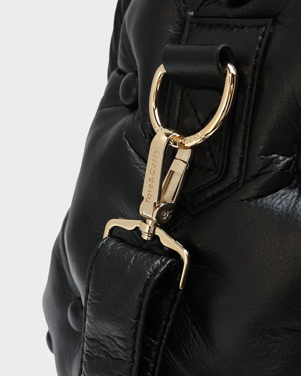 Pearl Power Duffle Bag in Black