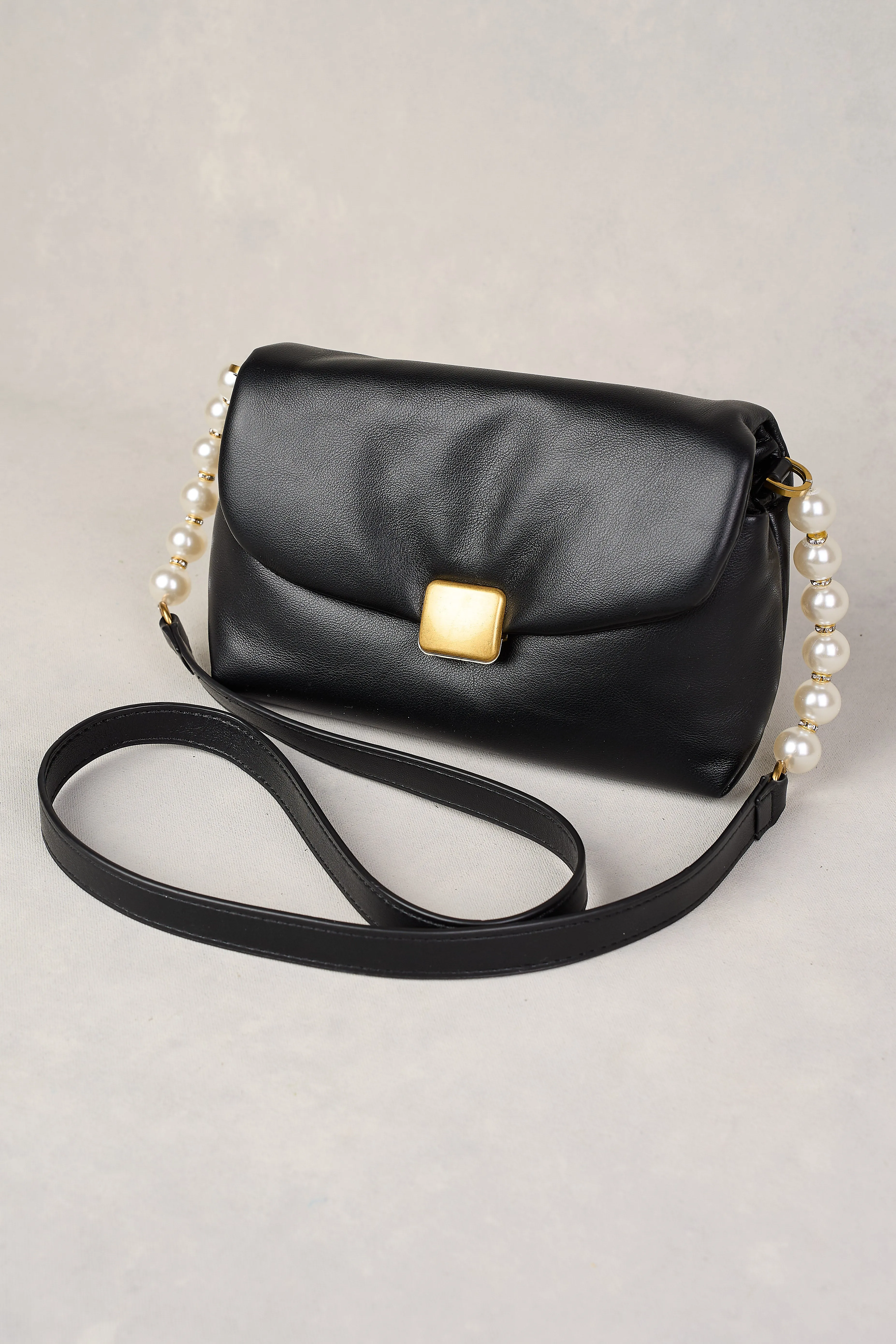 Polly Pearl Strap Bag - Black