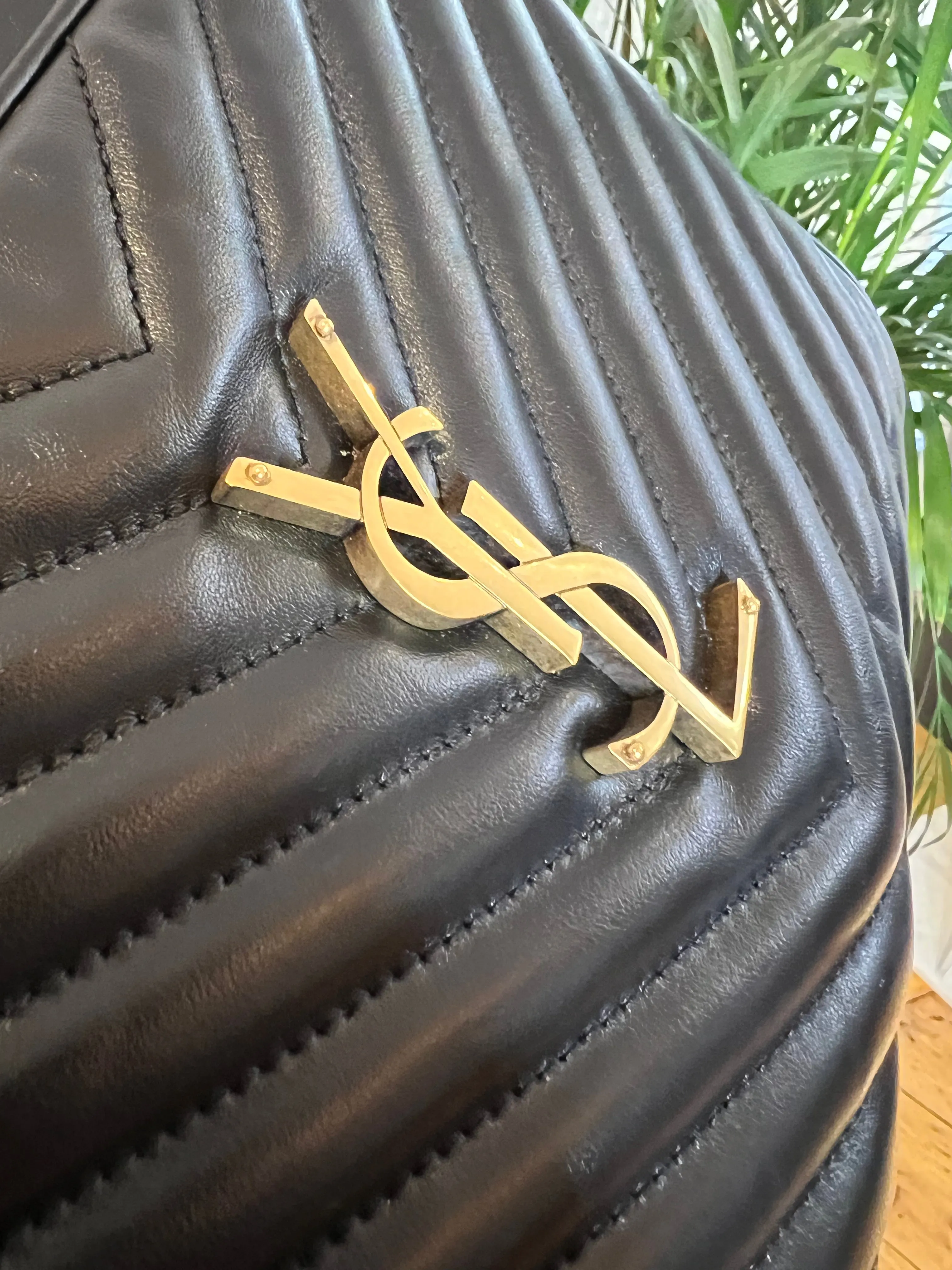 Saint Laurent Black Chevron Leather Lou Camera Bag