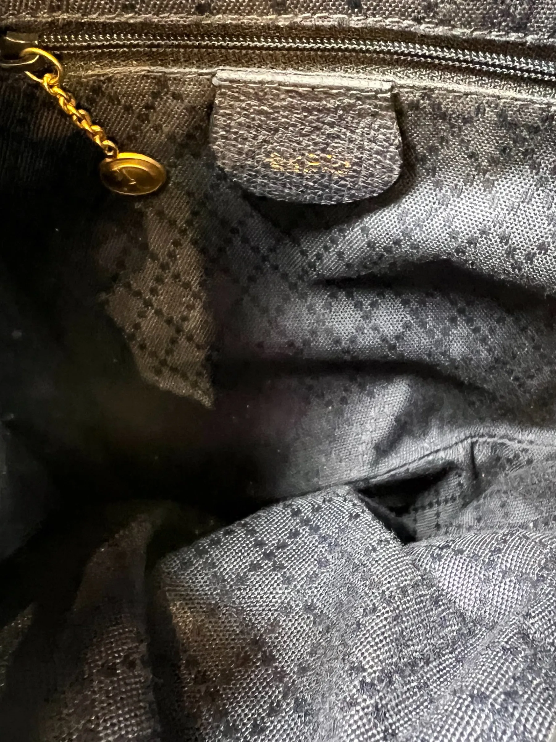 Saint Laurent Black Croc Effect Leather Shoulder Bag