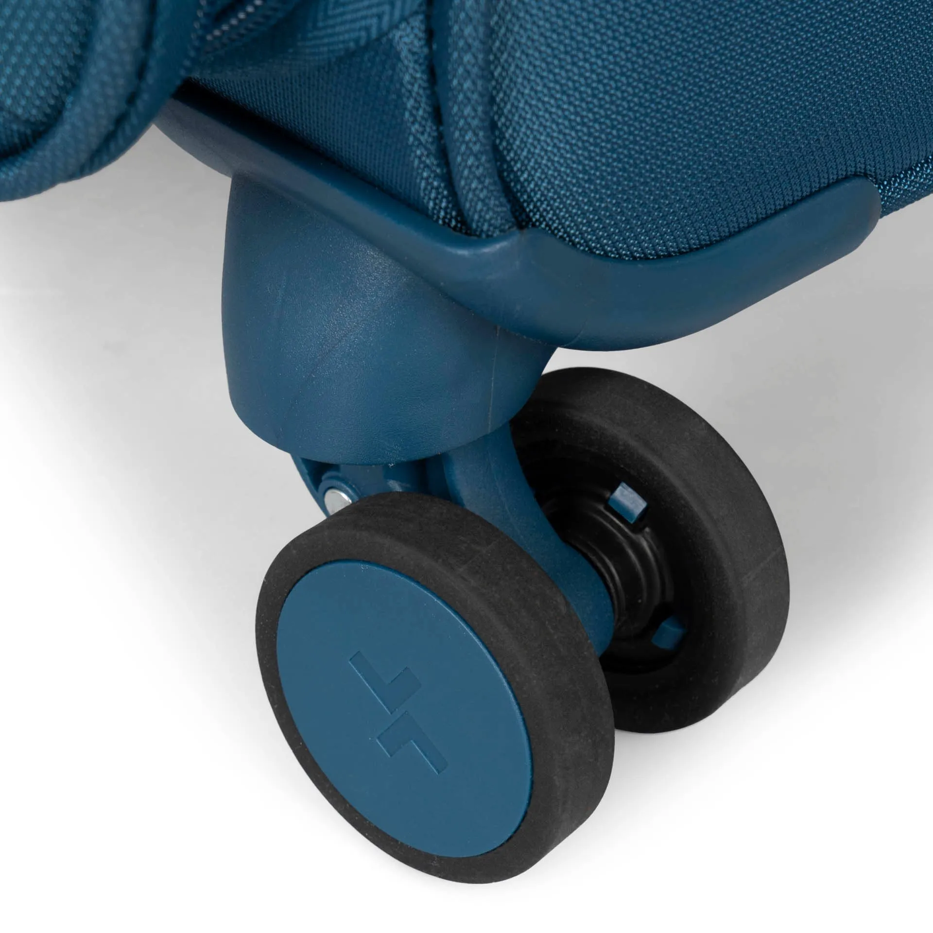 Verona Softside 31 Luggage